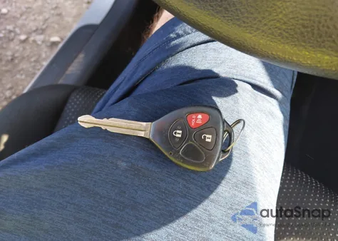 2009 Pontiac Vibe from USA, damaged, VIN 5Y2SP67079Z460407